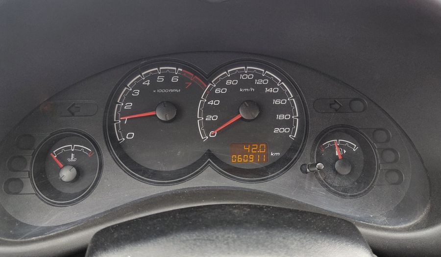 Chevrolet Classic 1.4 LS AA+DIR SPIRIT Sedan 2012