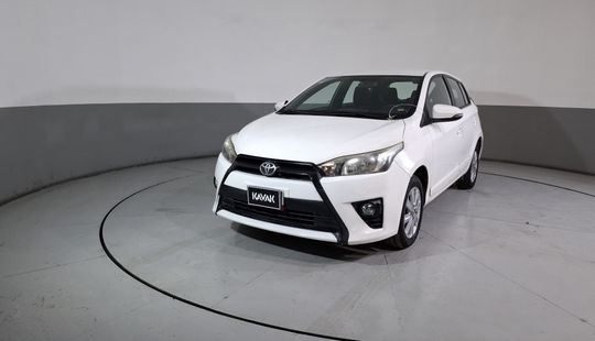 Toyota • Yaris