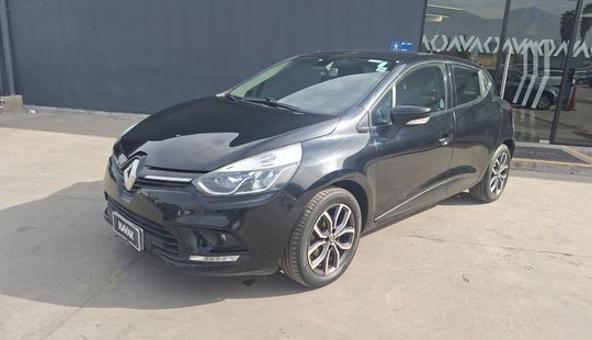 Renault • Clio