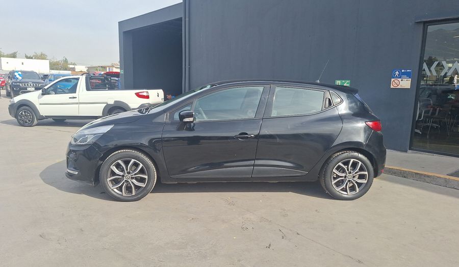 Renault Clio 1.2 EXPRESSION Hatchback 2017