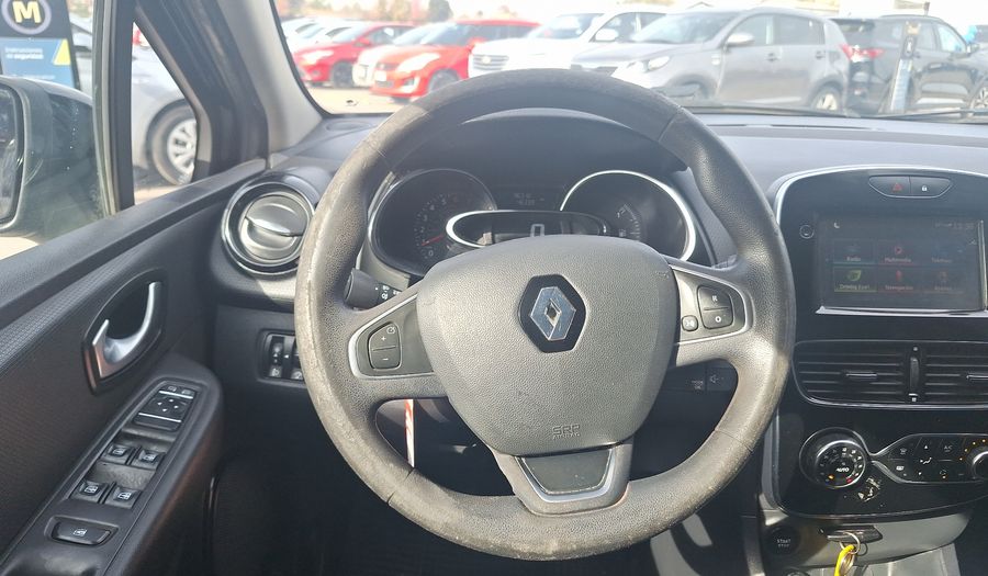 Renault Clio 1.2 EXPRESSION Hatchback 2017