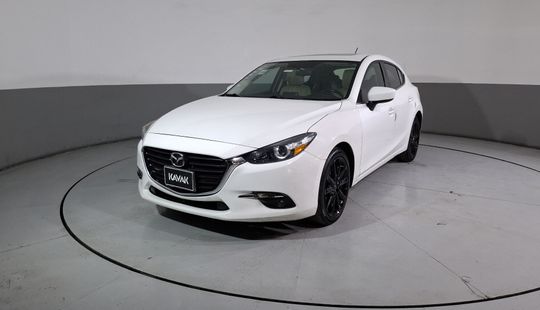 Mazda • Mazda 3