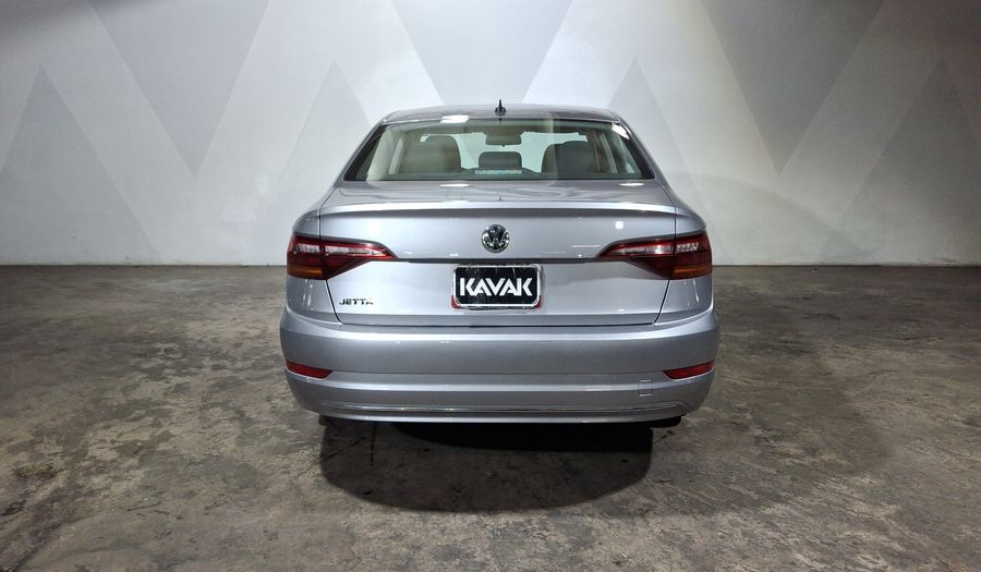 Volkswagen Jetta 1.6 STARTLINE AUTO Sedan 2020
