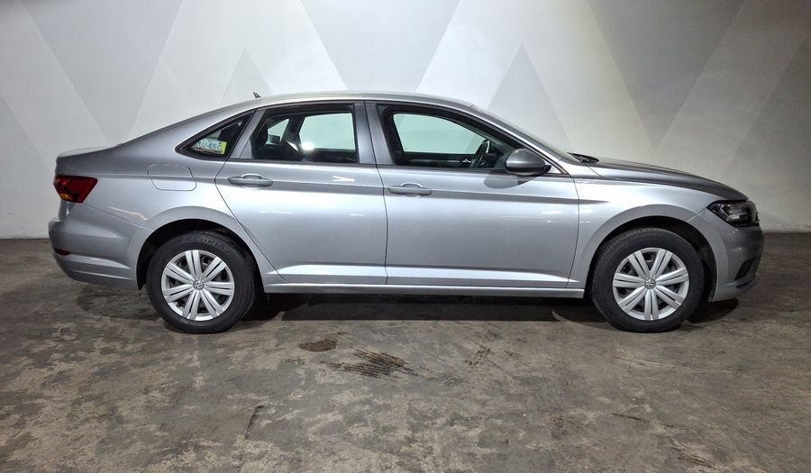 Volkswagen Jetta 1.6 STARTLINE AUTO Sedan 2020