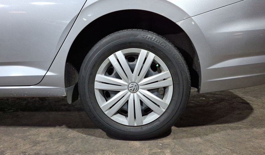 Volkswagen Jetta 1.6 STARTLINE AUTO Sedan 2020