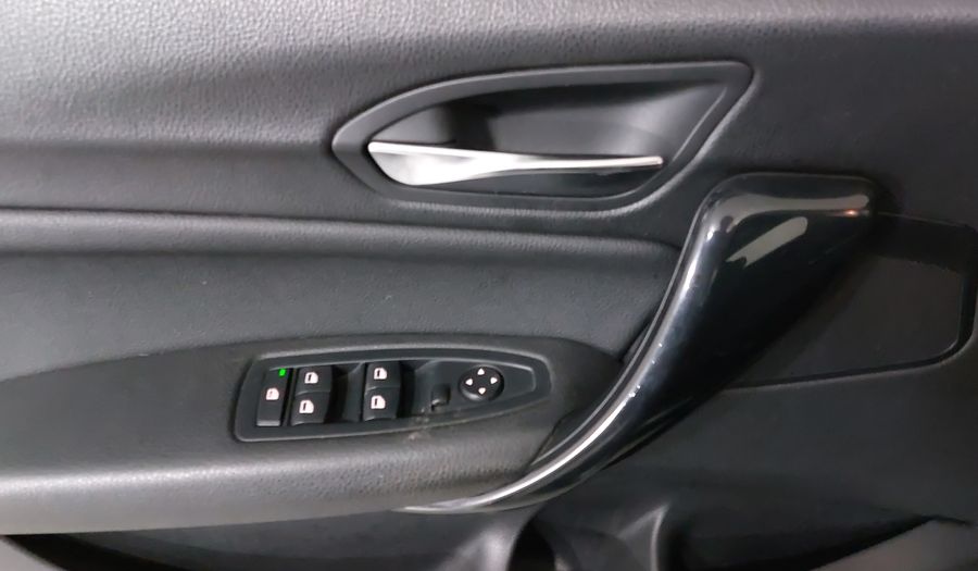 Bmw Serie 1 2.0 120IA URBAN LINE Hatchback 2017