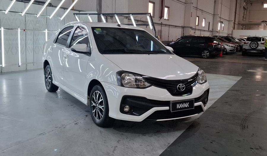 Toyota Etios 1.5 XLS AUTO Sedan 2021