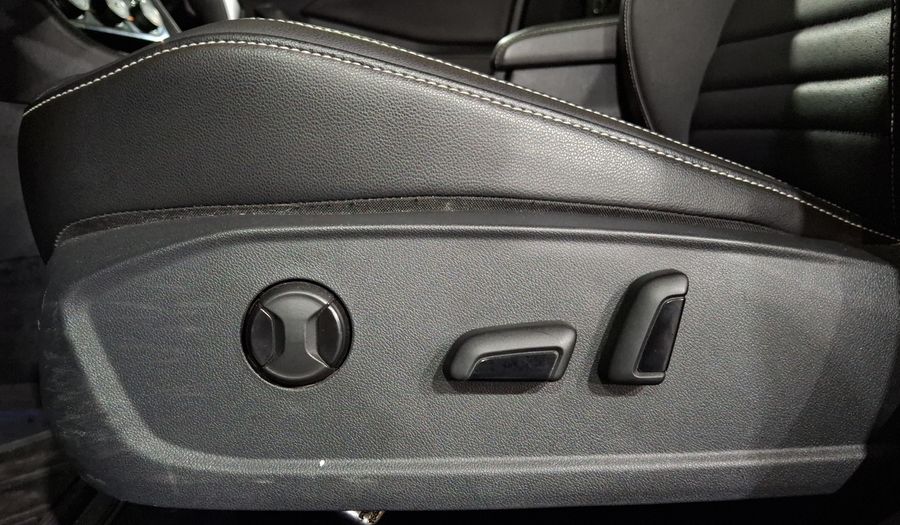 Volkswagen Jetta 1.4 SPORTLINE AUTO Sedan 2022