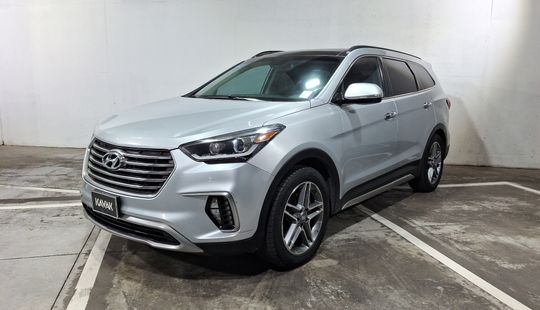 Hyundai • Santa Fe