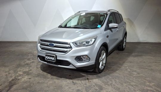 Ford • Escape