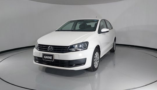 Volkswagen • Vento