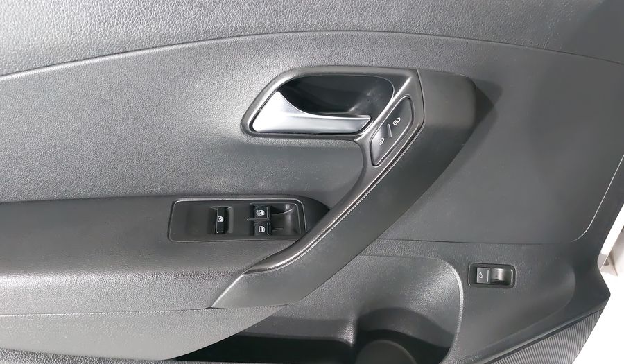 Volkswagen Vento 1.6 STARTLINE TIPTRONIC Sedan 2016