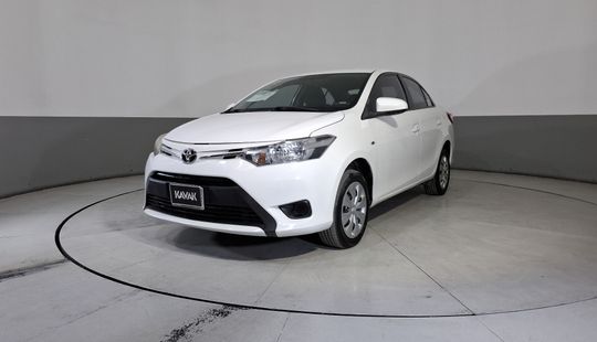 Toyota • Yaris