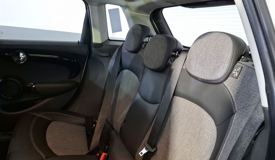 Mini Cooper 1.5 COOPER CHILI DCT Hatchback 2020