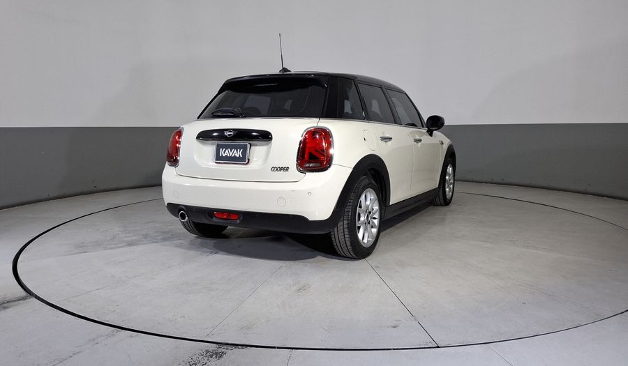 Mini Cooper 1.5 COOPER CHILI DCT Hatchback 2020