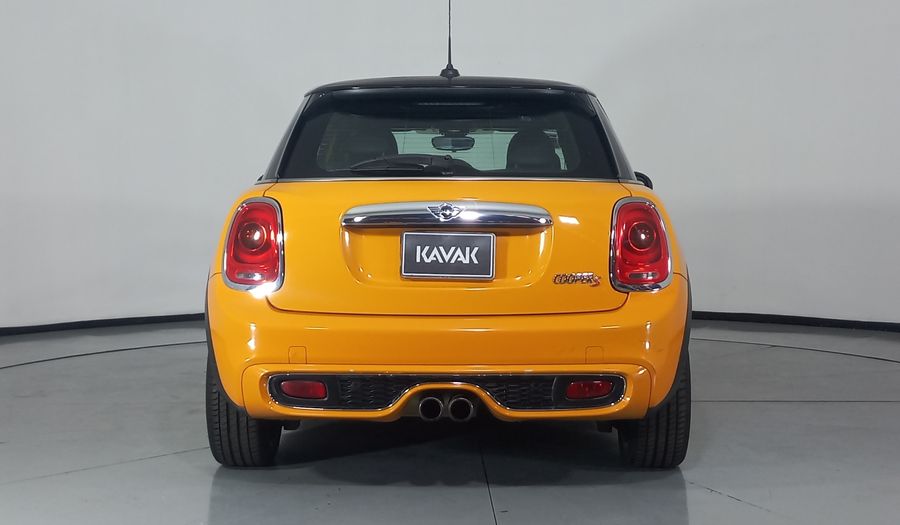 Mini Cooper S 2.0 COOPER HOT CHILI AT Hatchback 2015
