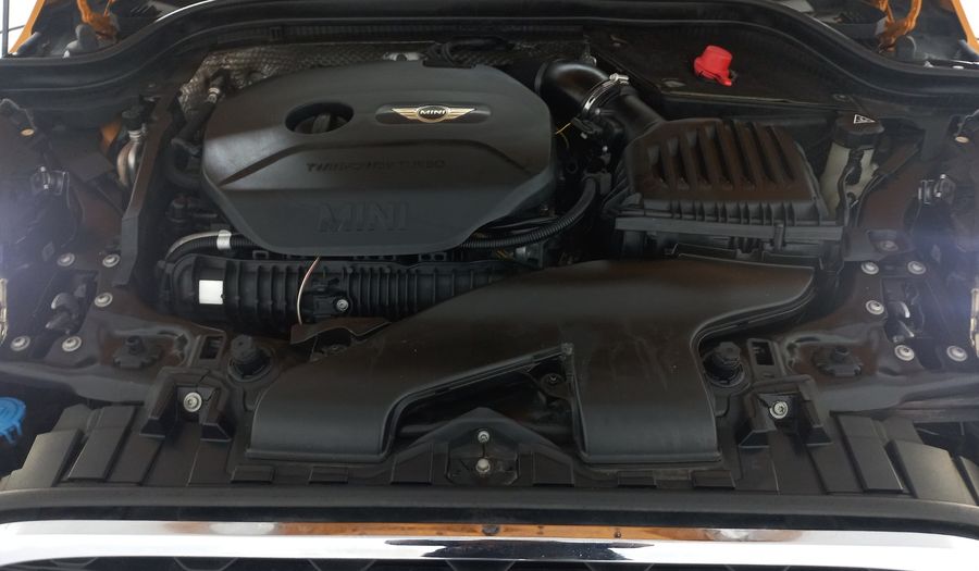 Mini Cooper S 2.0 COOPER HOT CHILI AT Hatchback 2015