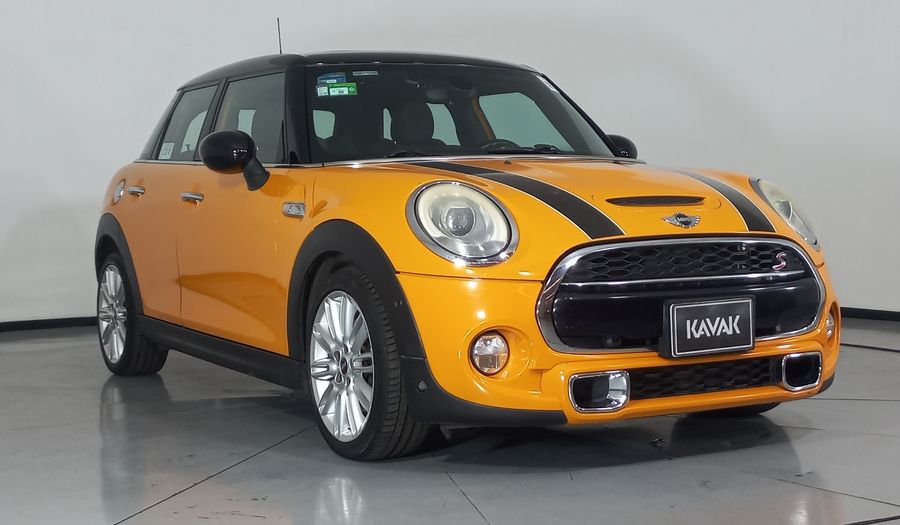 Mini Cooper S 2.0 COOPER HOT CHILI AT Hatchback 2015