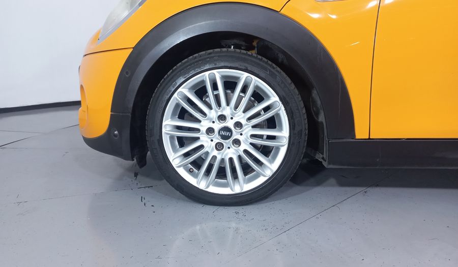 Mini Cooper S 2.0 COOPER HOT CHILI AT Hatchback 2015
