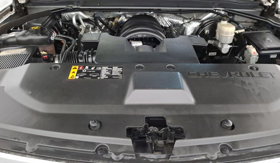 Chevrolet Suburban 5.3 C LT AT Suv 2017
