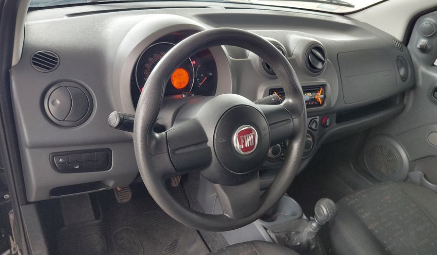 Fiat Uno 1.4 8V ATTRACTIVE 5P Hatchback 2015