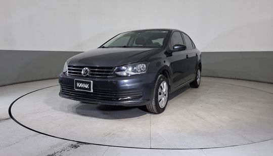 Volkswagen • Vento