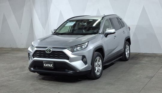 Toyota • RAV4