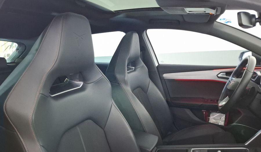 Seat Leon 2.0 FR AUTO Hatchback 2023