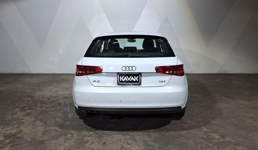 Audi A3 1.4 TFSI AMBIENTE S TRONIC Hatchback 2014