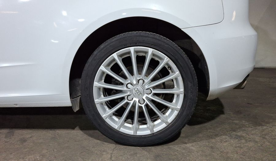 Audi A3 1.4 TFSI AMBIENTE S TRONIC Hatchback 2014
