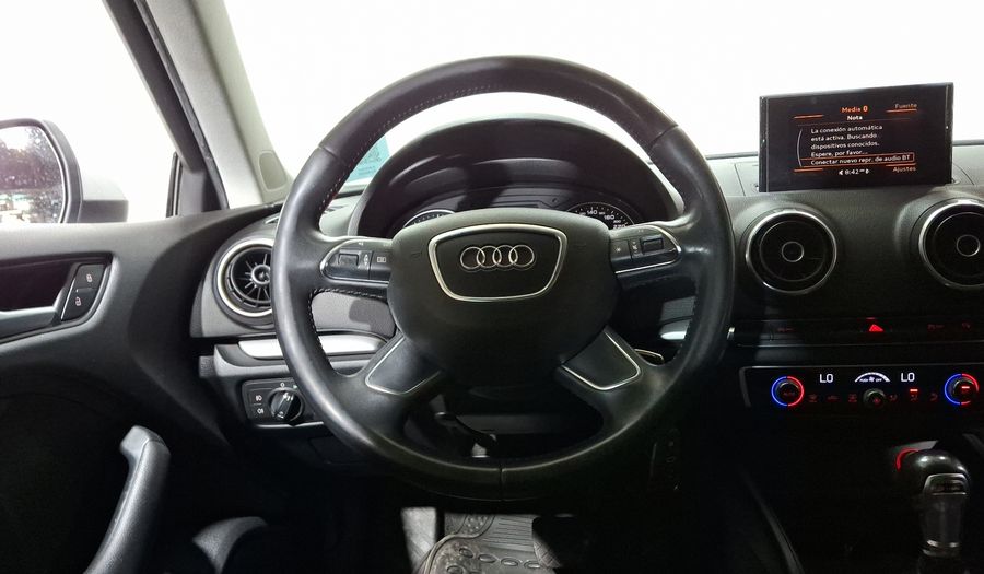 Audi A3 1.4 TFSI AMBIENTE S TRONIC Hatchback 2014