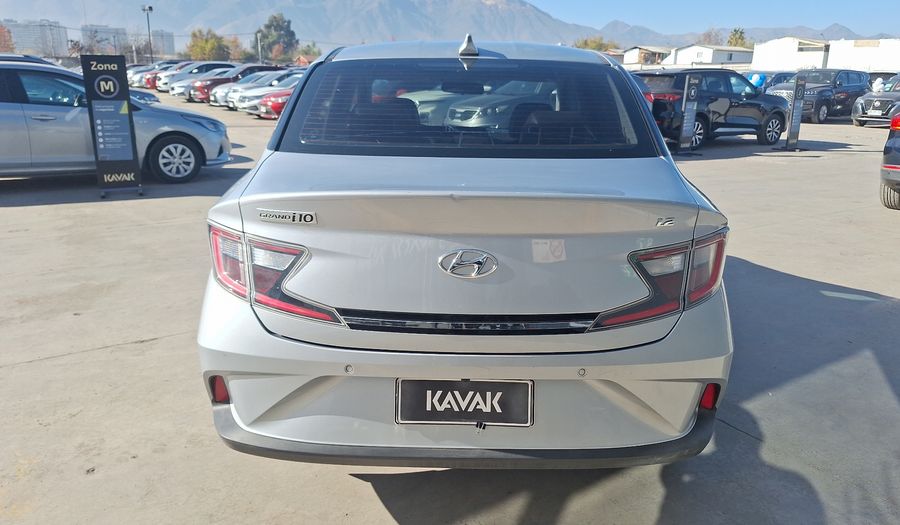 Hyundai Grand I10 1.2 PLUS Sedan 2022