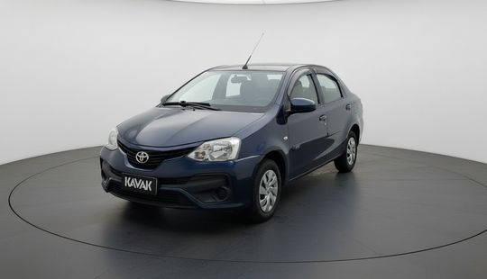 Toyota • Etios