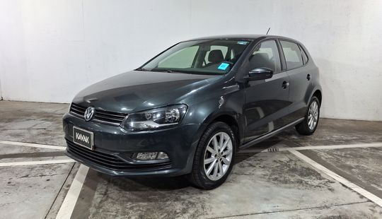 Volkswagen • Polo