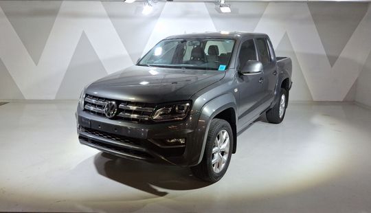 Volkswagen • Amarok