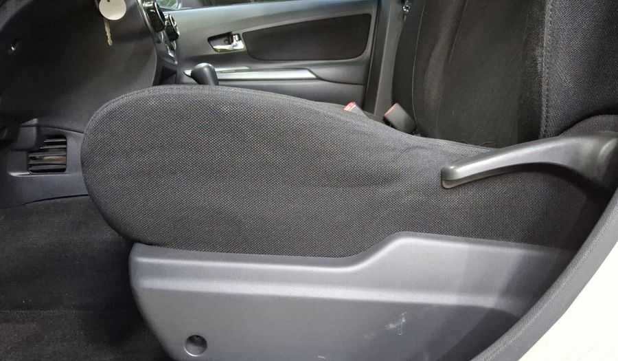 Toyota Avanza 1.5 XLE AT Minivan 2019