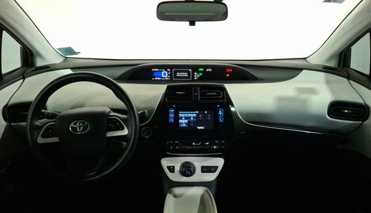 Toyota • Prius