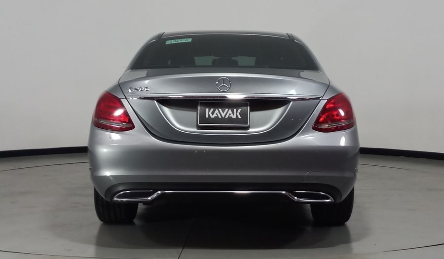 Mercedes Benz Clase C 2.0 200 CGI SPORT AT Sedan 2015