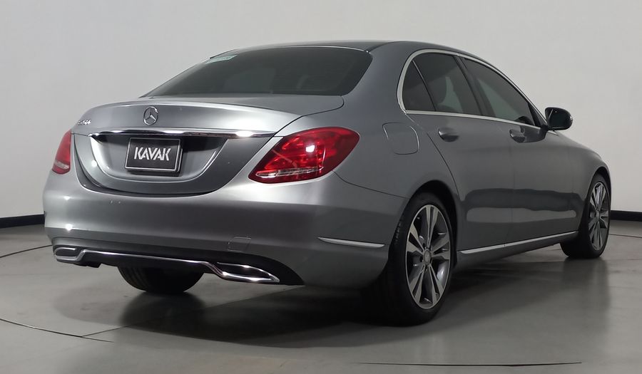 Mercedes Benz Clase C 2.0 200 CGI SPORT AT Sedan 2015