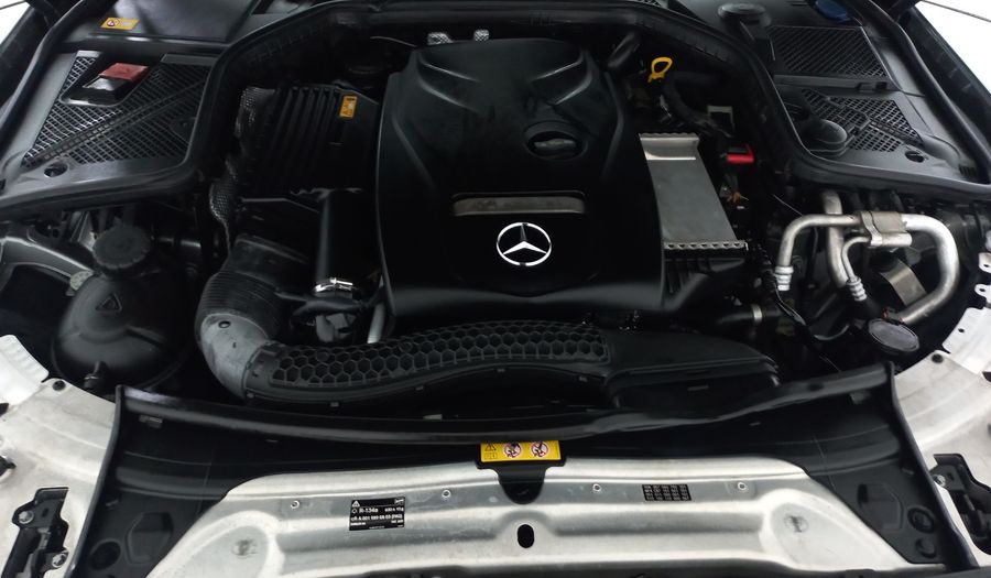 Mercedes Benz Clase C 2.0 200 CGI SPORT AT Sedan 2015