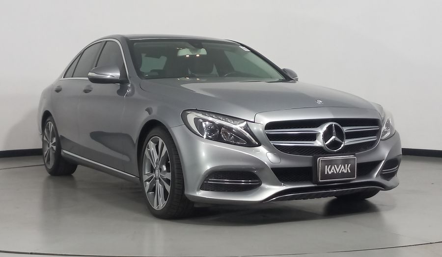 Mercedes Benz Clase C 2.0 200 CGI SPORT AT Sedan 2015
