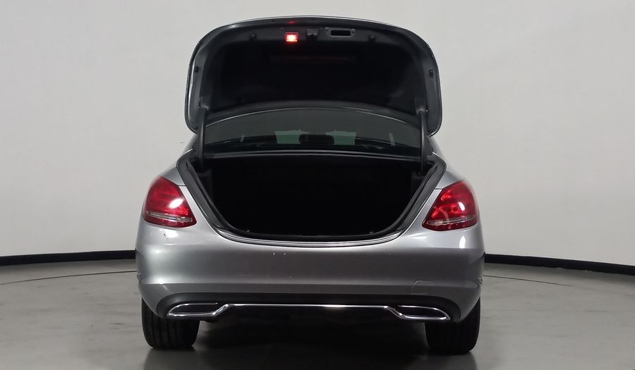 Mercedes Benz Clase C 2.0 200 CGI SPORT AT Sedan 2015