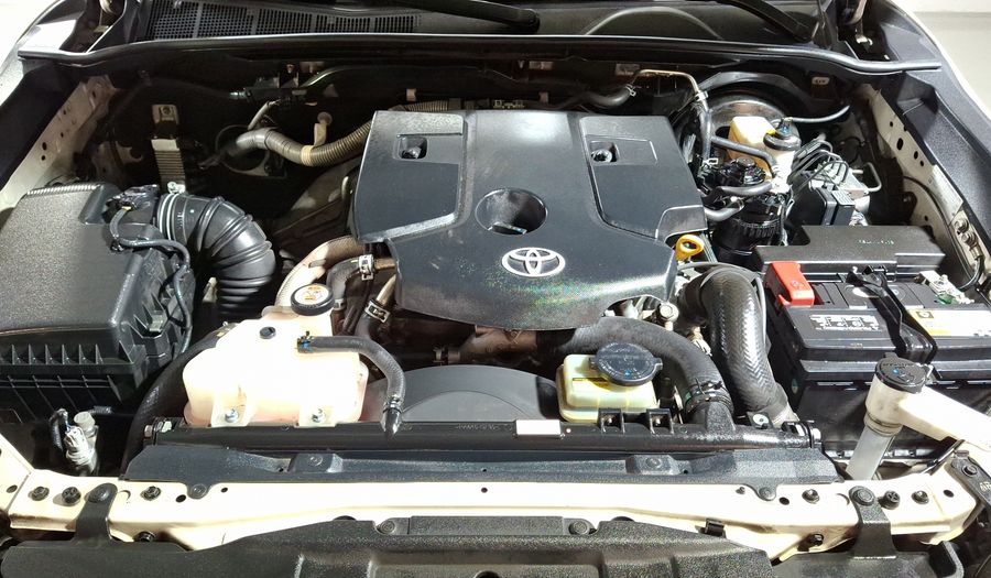 Toyota Hilux 2.8 DIESEL 4WD DOBLE CABINA Pickup 2021