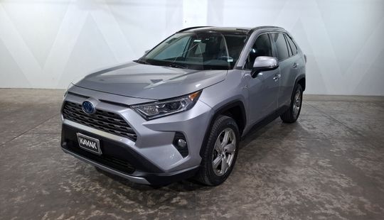 Toyota • RAV4