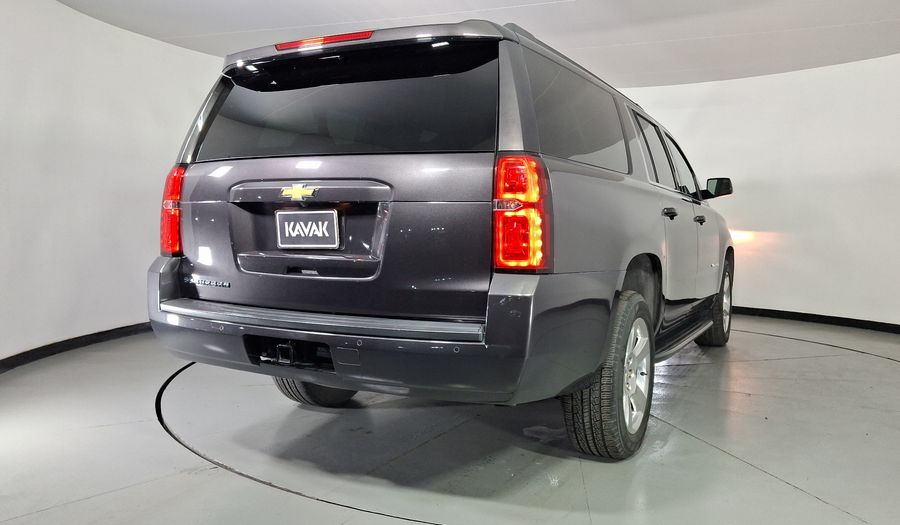 Chevrolet Suburban 5.3 C LT AT Suv 2016