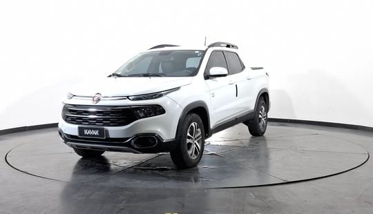Fiat • Toro