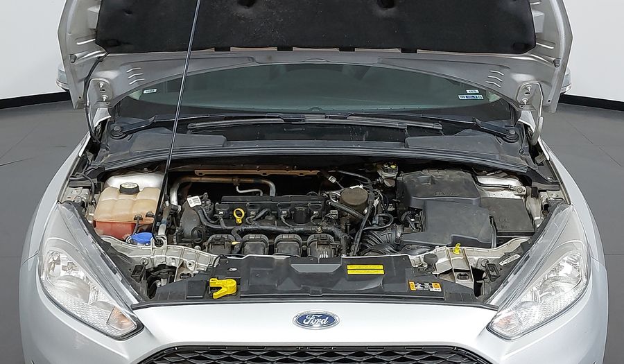 Ford Focus 2.0 SE PLUS AT Hatchback 2018