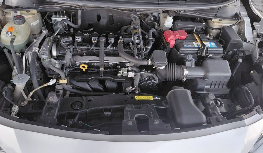 Nissan Versa 1.6 SENSE CVT Sedan 2022