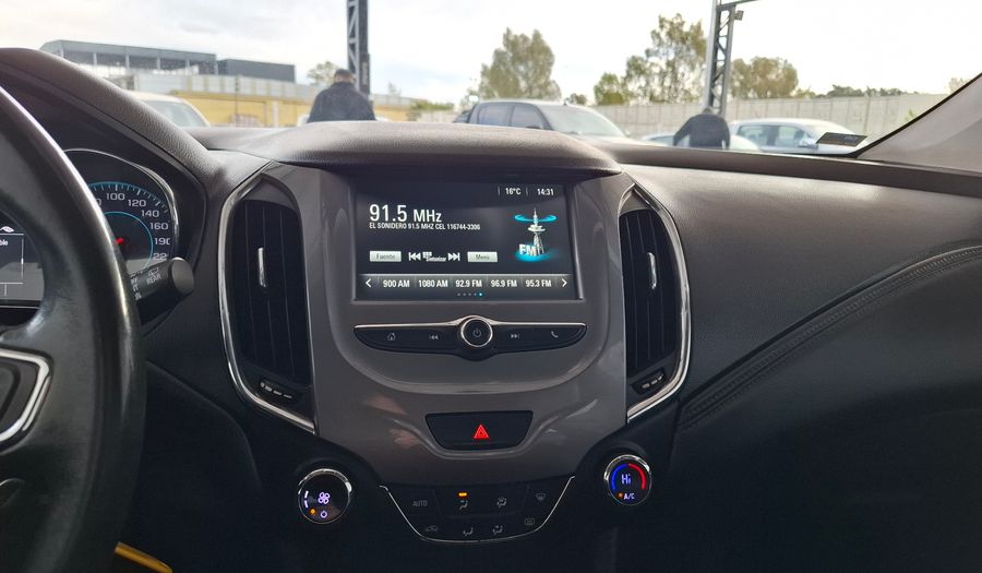 Chevrolet Cruze Ii 1.4 LT Hatchback 2018