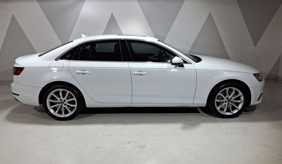 Audi A4 2.0 TFSI SELECT S-TRONIC QUATTRO Sedan 2017